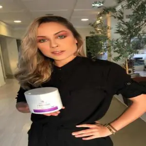 Máscara Redutora de Volume Cristal Blond Dyusar Cosméticos 300g garota